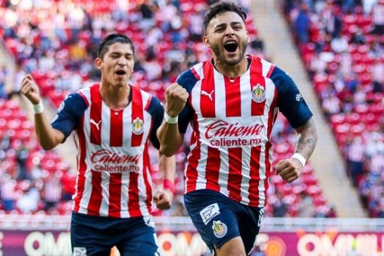 Chivas rescata empate ante Querétaro