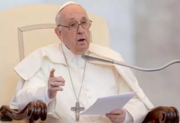 Papa Francisco lamenta muerte de sacerdotes en Chihuahua