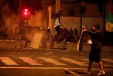 Muere manifestante durante protestas violentas en Lima