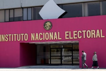 INE aprueba medidas contra AMLO por referirse a elección del Edomex y programas sociales