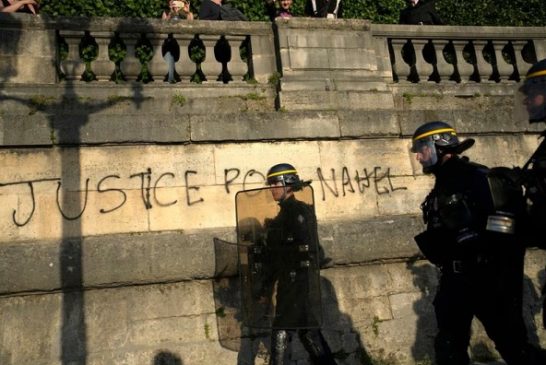 La Policía francesa detiene a 16 personas en una noche más calmada de disturbios