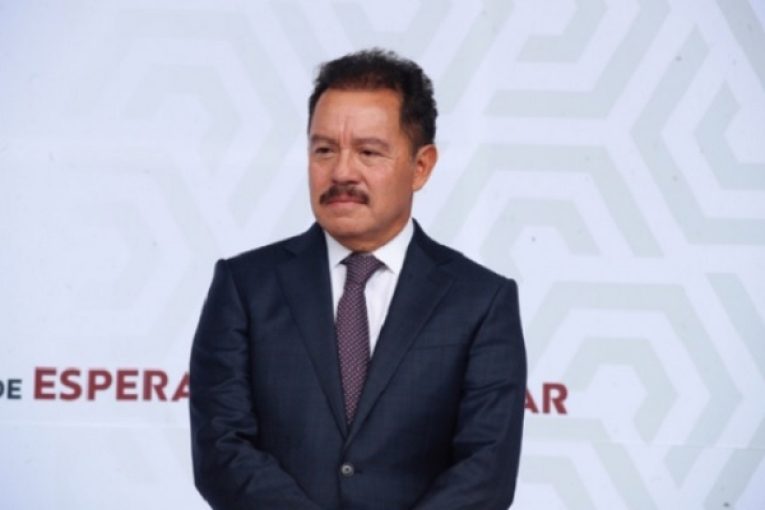 Miles le piden se anote como aspirante por Morena a gubernatura en Puebla, dice Mier