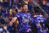 América vence a Santos en partido 300 de Henry Martín 